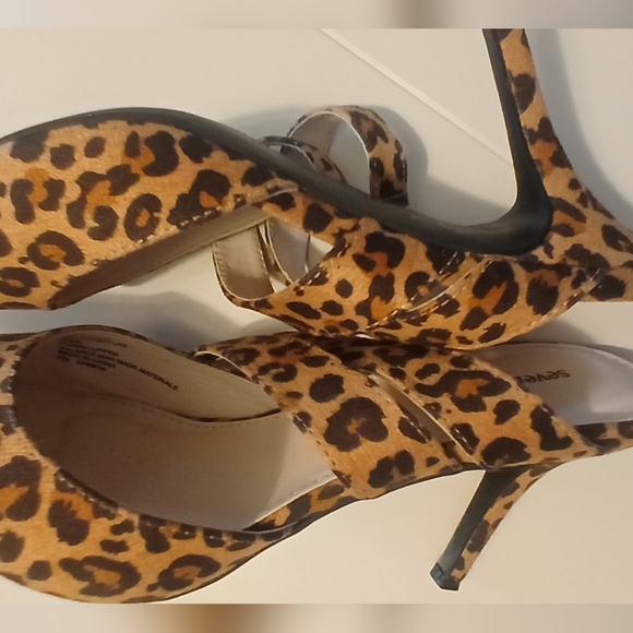 Seven Dials Leopard Print Heels Sz 8.5M - Picture 3 of 7